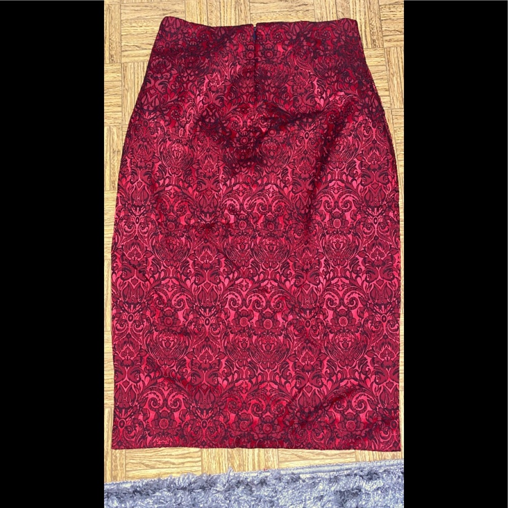A patterned pencil skirt